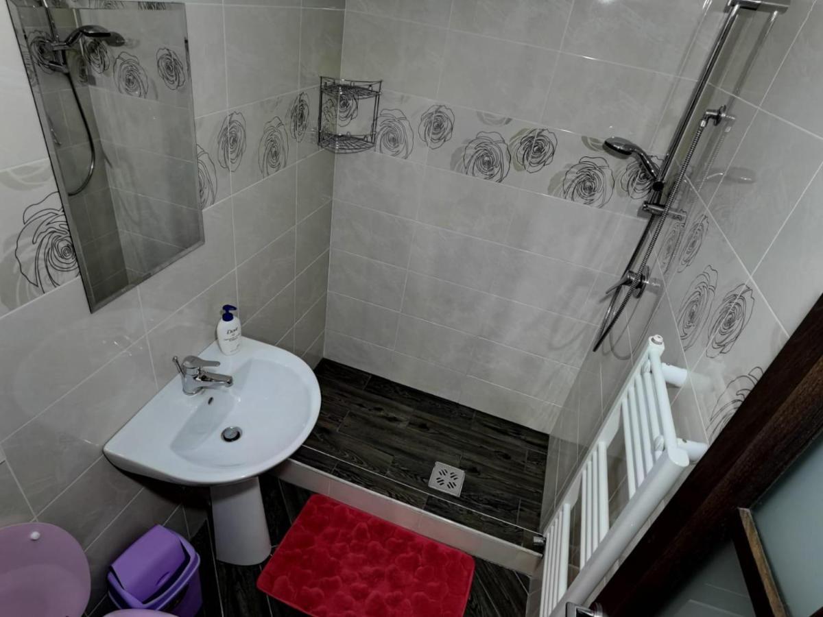 Vila Ella Villa Căpăţîneni-Ungureni Eksteriør bilde